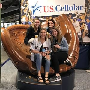 Meet your Posher, Abby